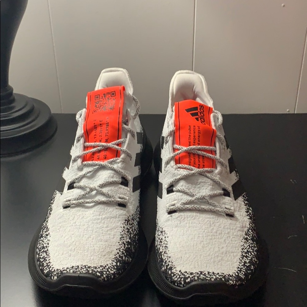 Adidas mens sensebounse